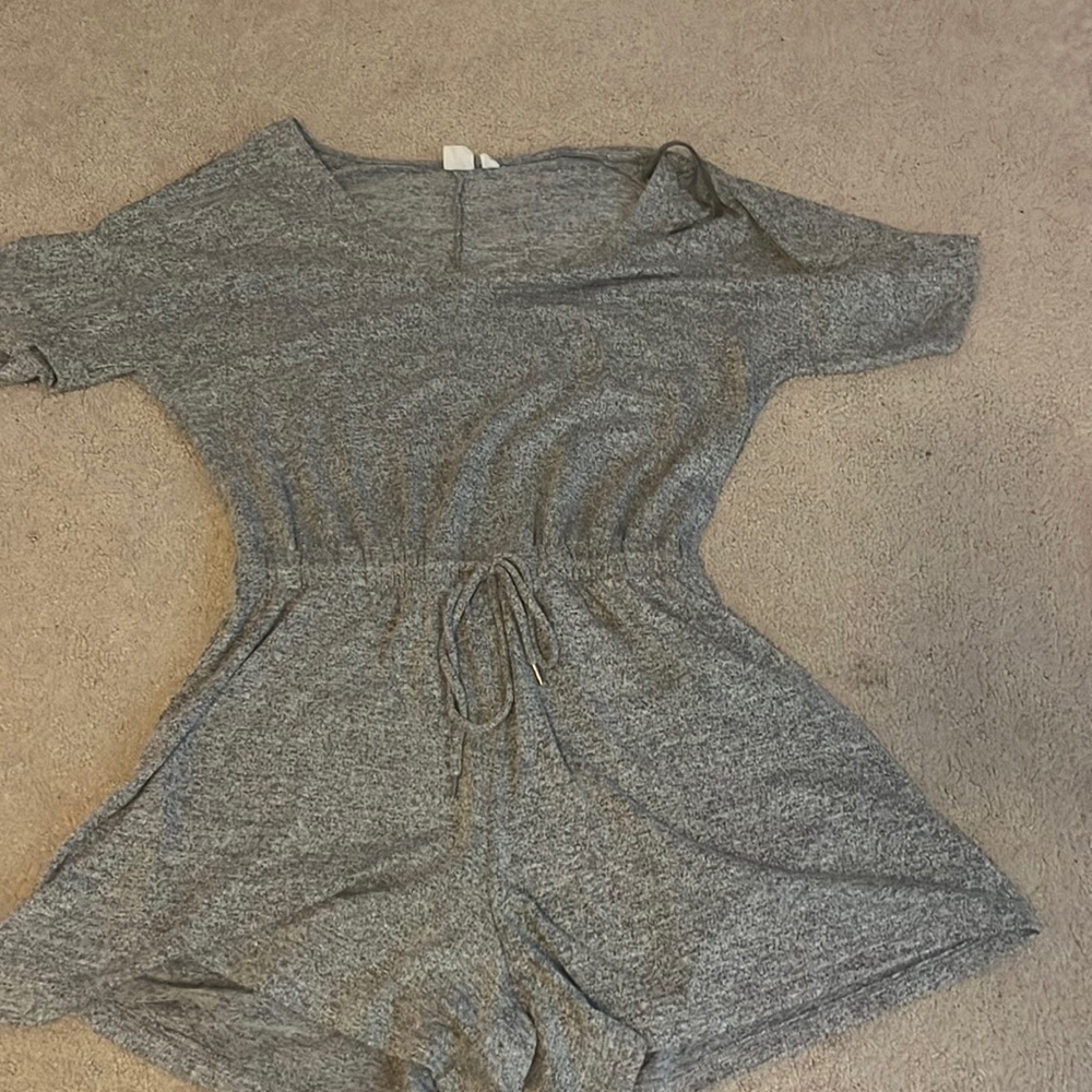 Grey sweater material romper